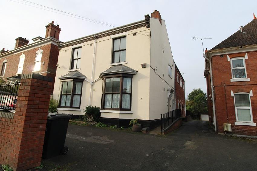 Worcester Street, Stourbridge 1 bed apartment £550 pcm (£127 pw)