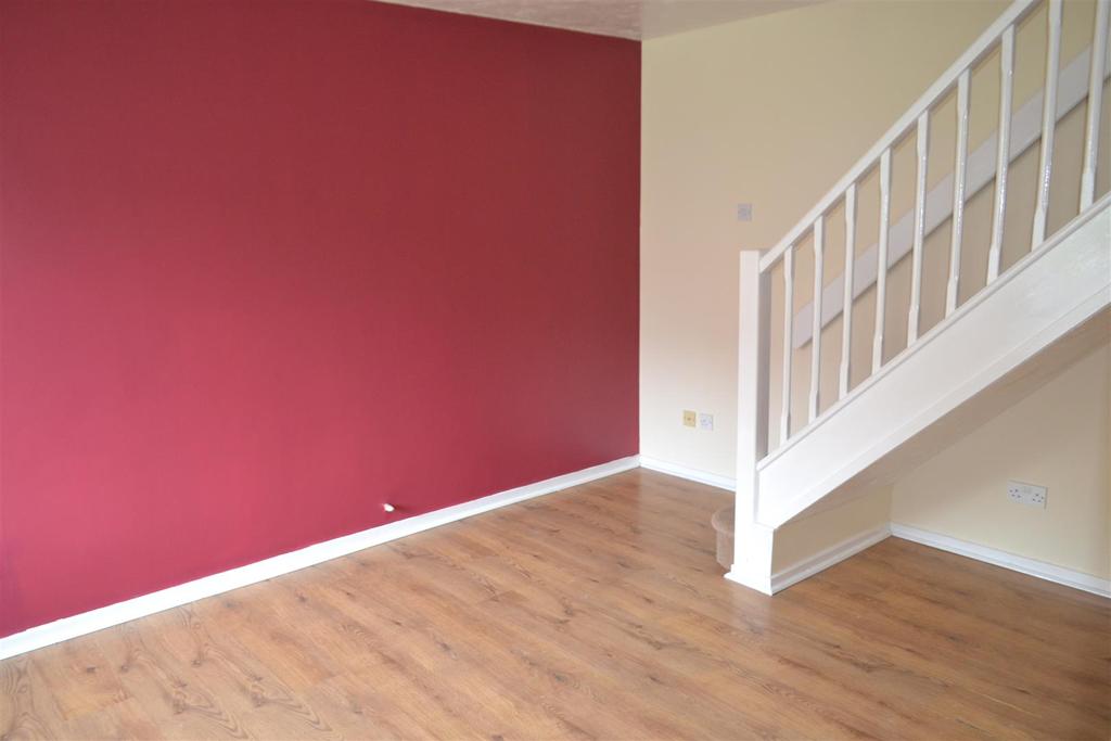 Acorn close, Heath Hayes, Cannock 2 bed house £625 pcm (£144 pw)