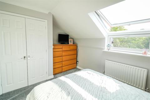 49 Copshall Close, Harlow, CM18 7LJ