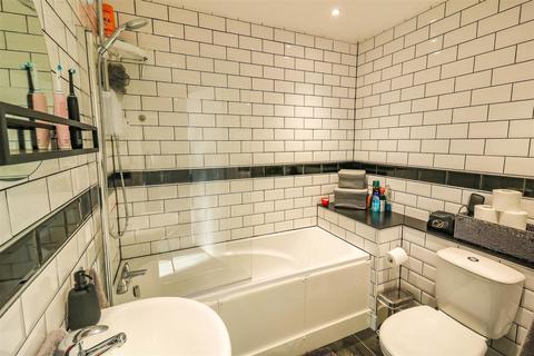 49 Copshall Close, Harlow, CM18 7LJ