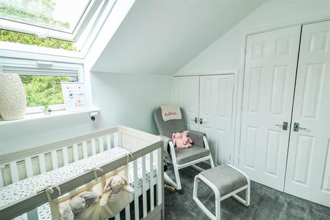 49 Copshall Close, Harlow, CM18 7LJ