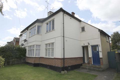 2 bedroom flat to rent - The Grove, Southend On Sea