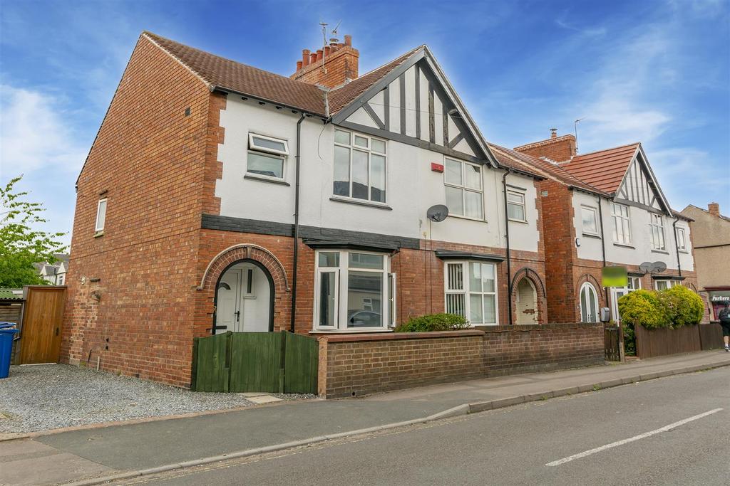 College Street, Long Eaton 3 bed semidetached house for sale £240,000