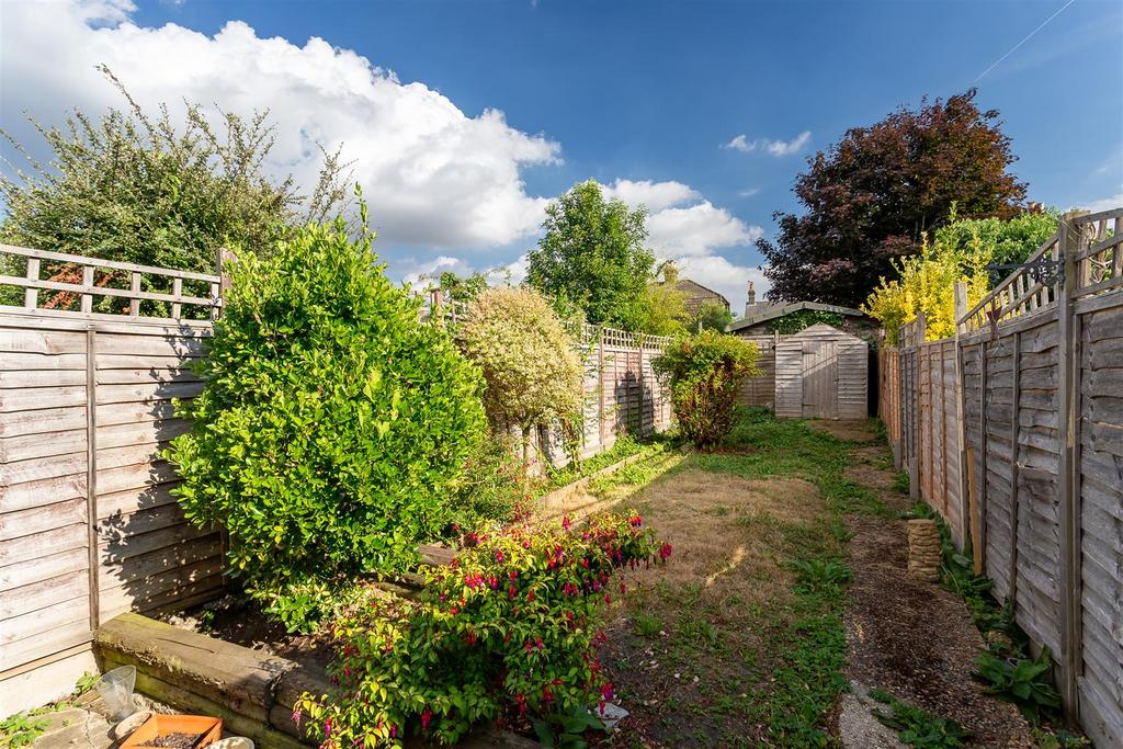 House-diceland-road-banstead-101.jpg