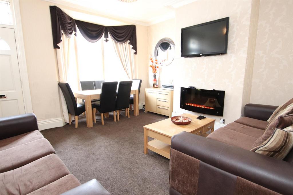 Rushton Road, Bradford 3 bed terraced house £125,000