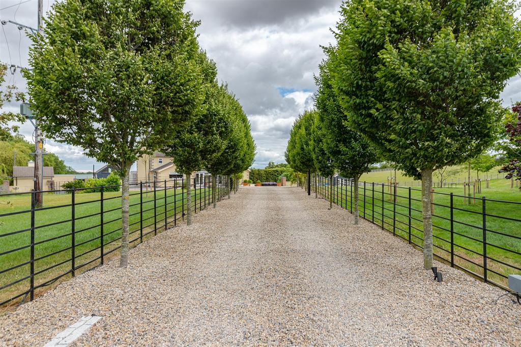 Highcliffe Farm, Winston 4 bed country house £1,495,000