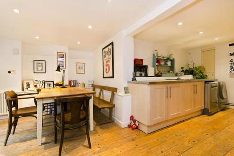 60 Glenarm Road, London, E5 0LZ