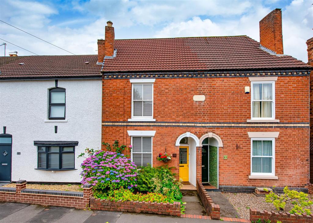 19 Redhouse Road, Tettenhall 2 bed terraced house for sale £259,950