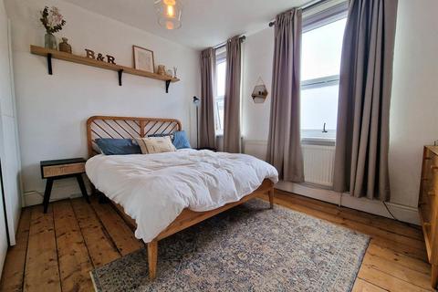 47 Westward Road, Stroud, GL5 4JA