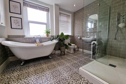 47 Westward Road, Stroud, GL5 4JA