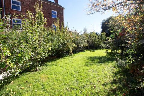 114 Bath Road, Stroud, GL5 3NX