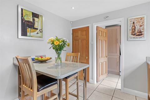 18 Deal Crescent, Worcester, WR4 0LJ