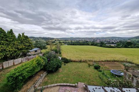 91 Barrowfield Road, Stroud, GL5 4DG
