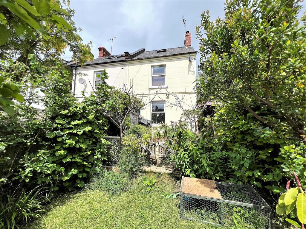 Horns Road, Stroud, GL5 1EB 3 bed semidetached house for sale £350,000