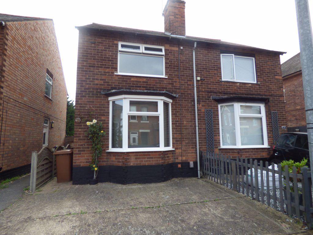 Hawthorne Avenue, Long Eaton, NG10 3NF 2 bed semidetached house £775