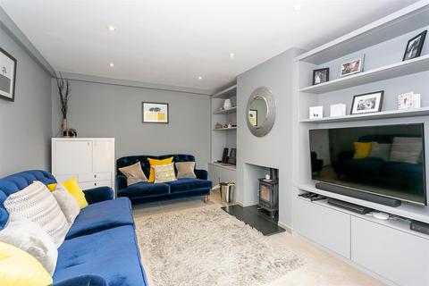 4 bedroom semi-detached house for sale - Ox Lane, Harpenden