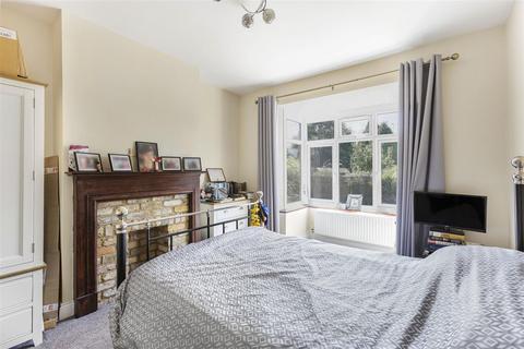 6 Cedar Walk, Hemel Hempstead, HP3 9EB