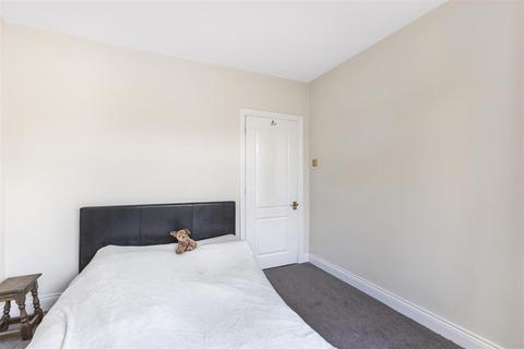 6 Cedar Walk, Hemel Hempstead, HP3 9EB