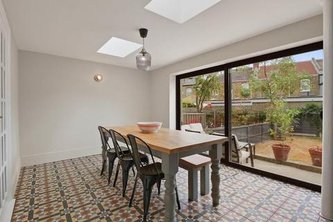 12 Pelham Road, Gravesend, DA11 0HW