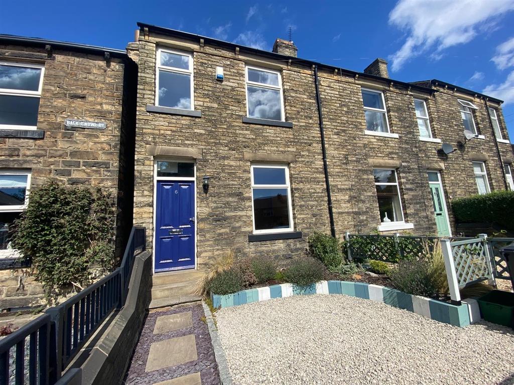 Back Knowl Road, Mirfield 2 bed house £625 pcm (£144 pw)