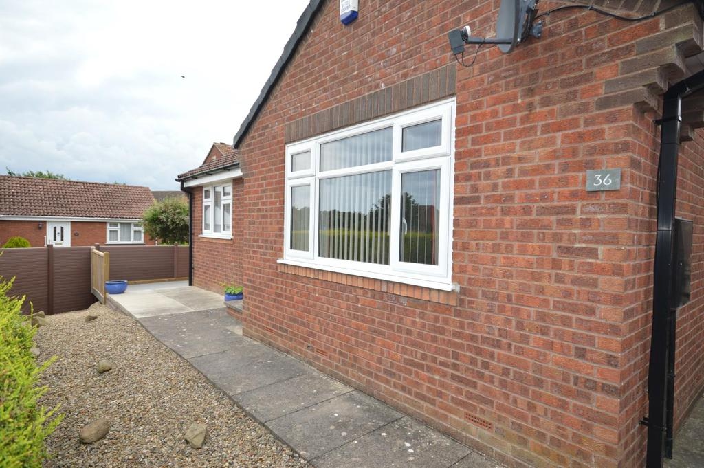 Curlew Drive, Scarborough, North... 2 bed house £240,000