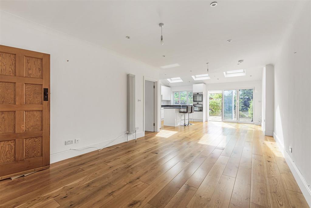 Epsom &amp; Stoneleigh