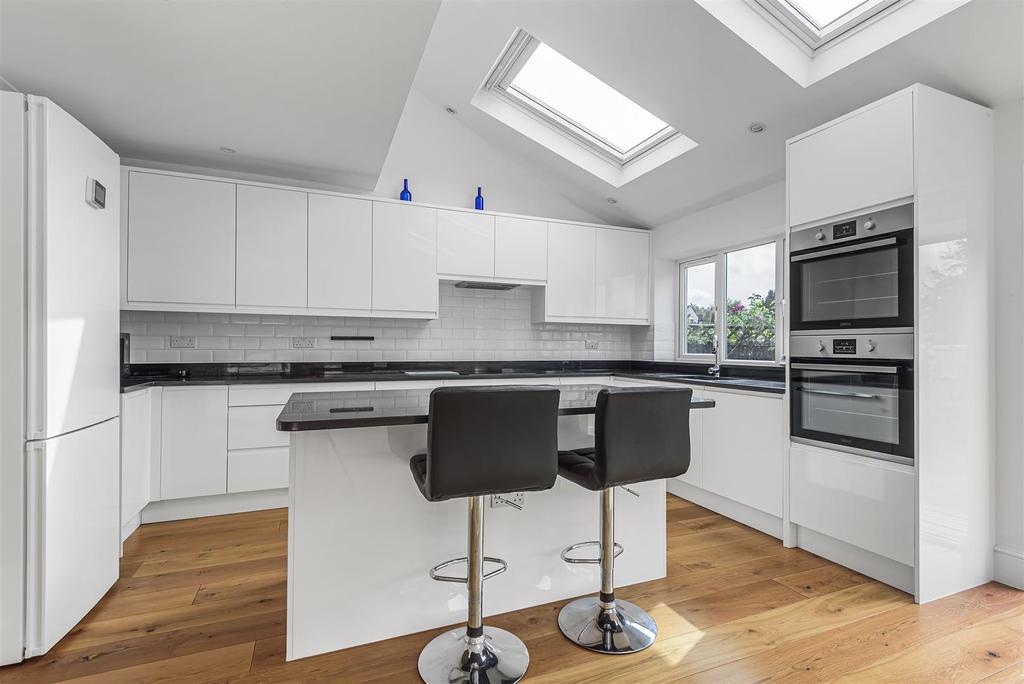 Epsom &amp; Stoneleigh