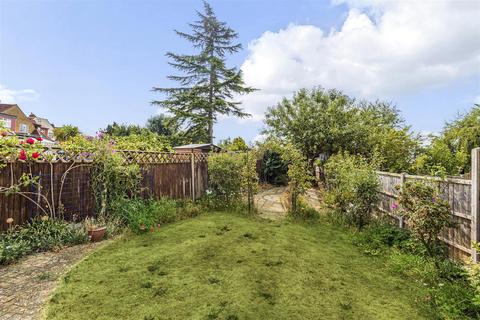 11 Clandon Close, Epsom, KT17 2NH
