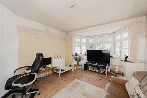 351 Kingston Road, Epsom, KT19 0BS