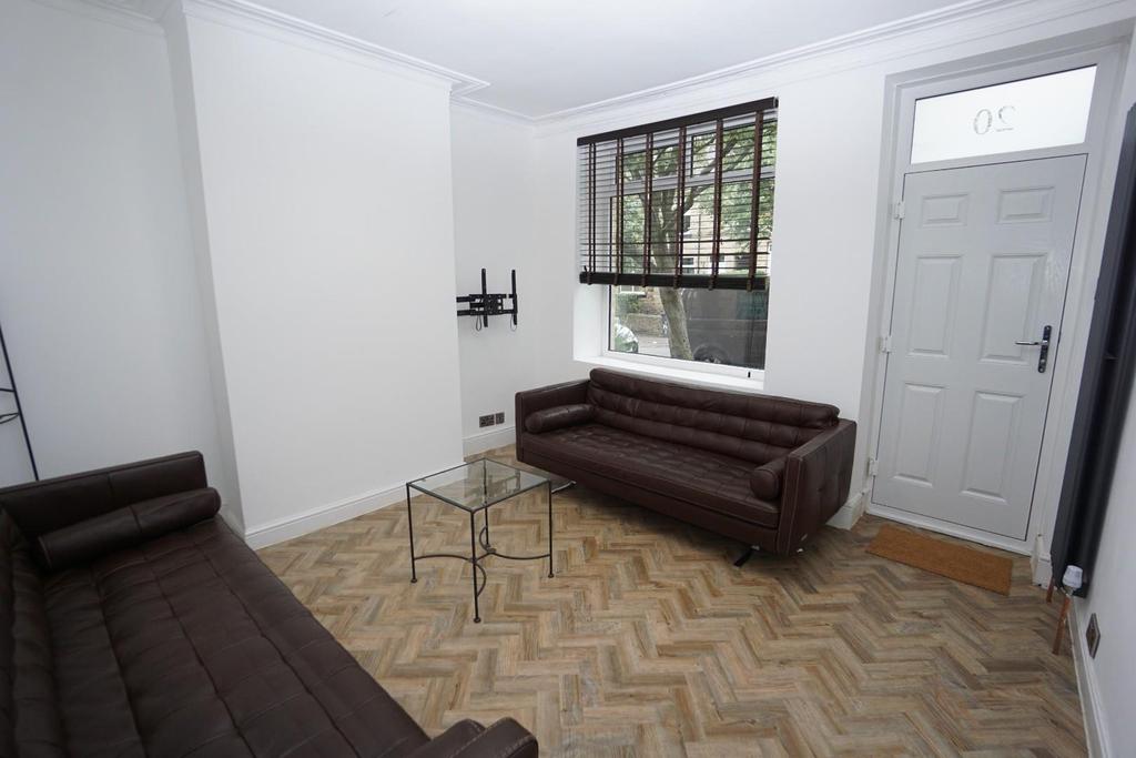 Bute Street, Sheffield, South Yorkshire 3 bed terraced house £995 pcm