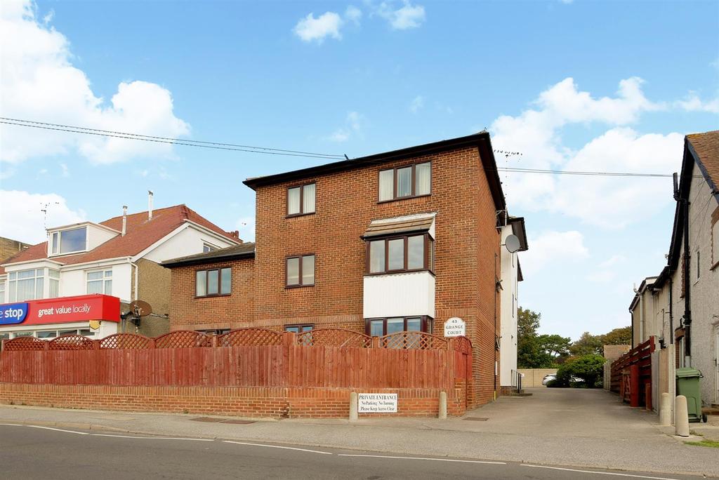 Elmer Road, MiddletonOnSea 1 bed apartment £825 pcm (£190 pw)