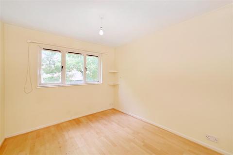 12 Transom Square, London, E14 3AQ
