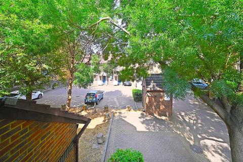 12 Transom Square, London, E14 3AQ