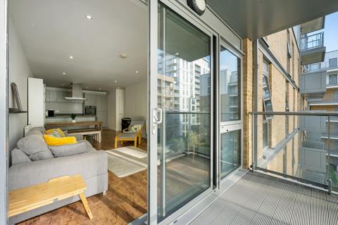 2 bedroom flat for sale - Upper North Street, London, E14