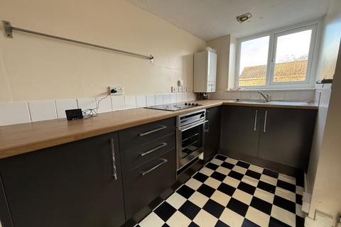 1 bedroom flat to rent, Higher Church Street, Barnstaple, EX32 8JE