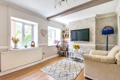 203 Westward Road, Ebley, Stroud, GL5 4SX