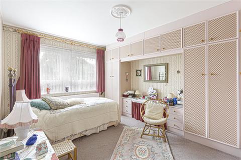 Flat 1, 30 Crescent West, Barnet, EN4 0EJ