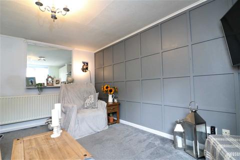 3 bedroom semi-detached house for sale - Rudgate, Whiston