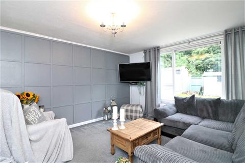 3 bedroom semi-detached house for sale - Rudgate, Whiston