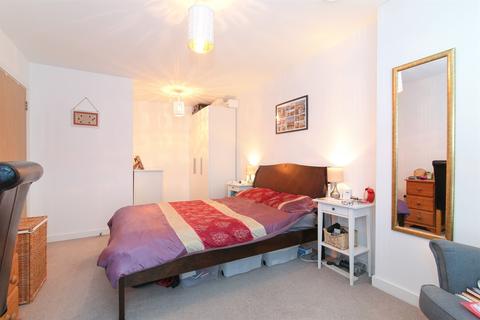 Apartment 4, 2 Trevelyan Road, London, SW17 9LN