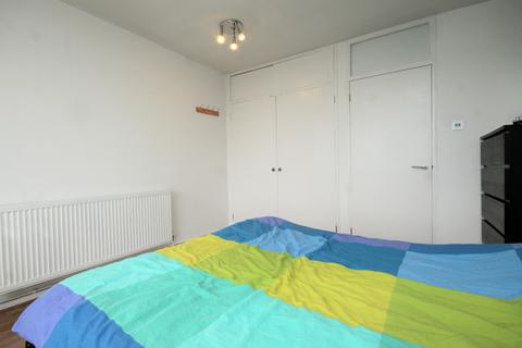 2 bedroom flat to rent, Centre Heights, Finchley Road, Swiss Cottage, NW3