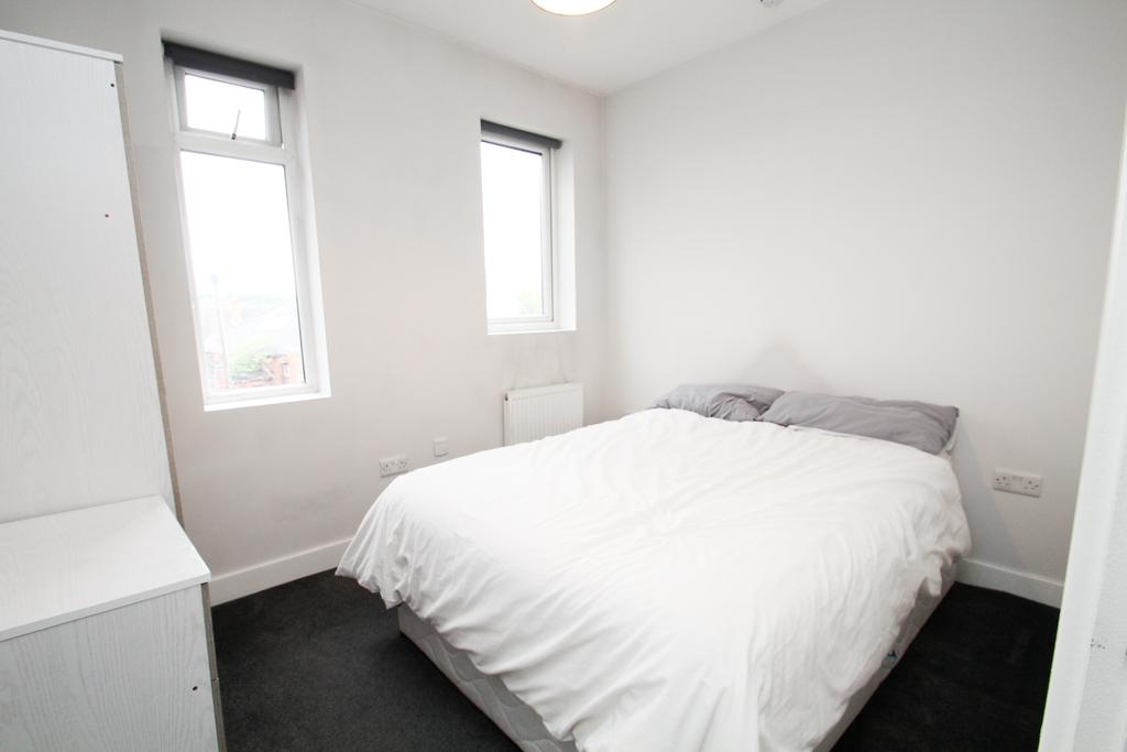 ROOM IN SHARED HOUSE, Morris Lane 1 bed in a house share £500 pcm (£