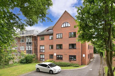 1 bedroom ground floor flat for sale, Grove Road, Sutton, Surrey