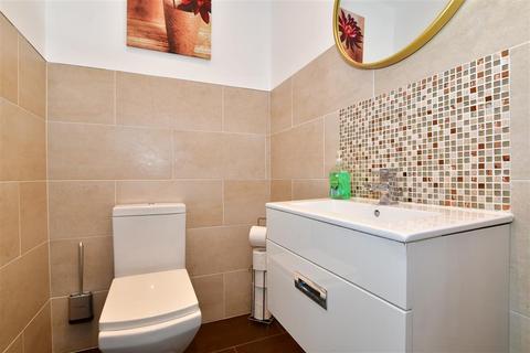 3 Grange Road, Gravesend, DA11 0ET