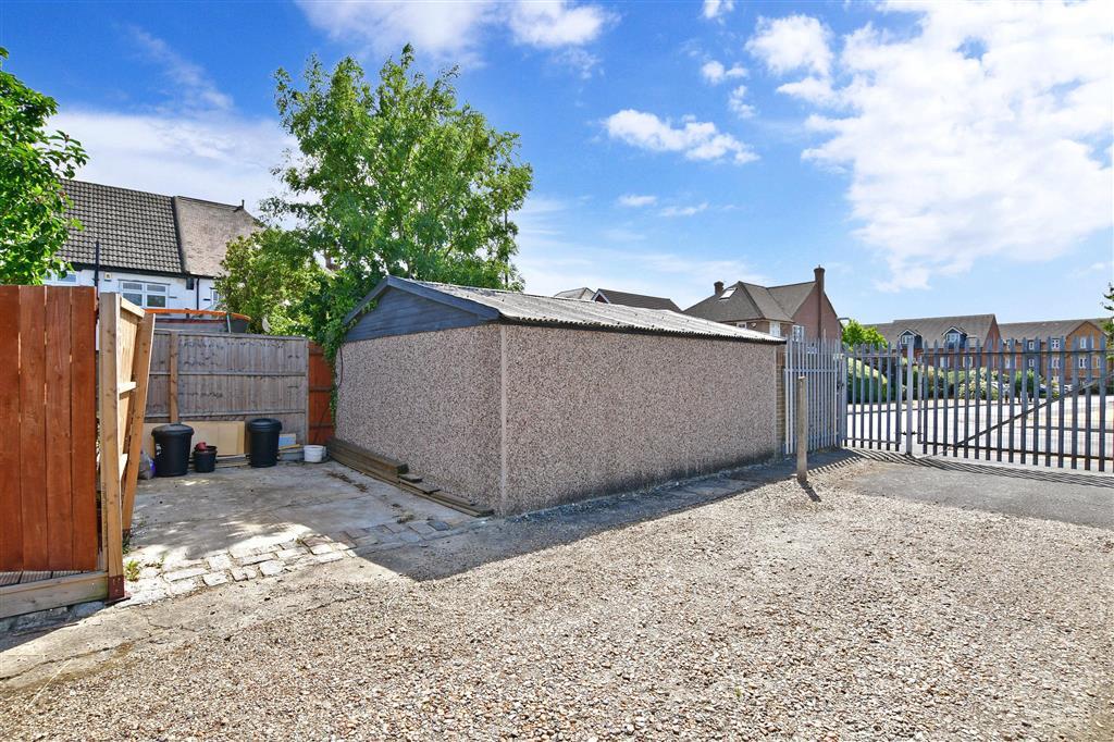Driveway/Parking