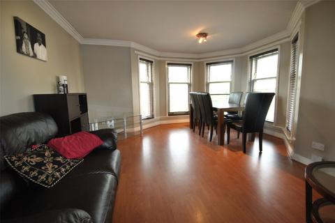 3 bedroom apartment to rent - Hughenden Gardens, Hyndland, Glasgow, G12