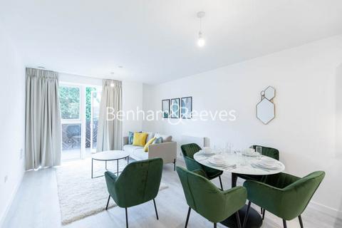 1 bedroom apartment to rent, East Acton Lane,  Acton W3
