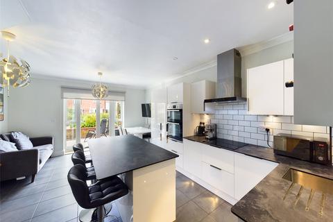 4 bedroom terraced house for sale, Armstrong Drive, Worcester, Worcestershire, WR1