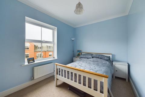 16 Armstrong Drive, Worcester, WR1 2GA