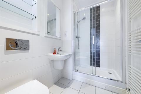 16 Armstrong Drive, Worcester, WR1 2GA